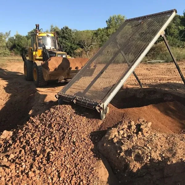 37373856_281926552562772_3405306988622512128_n